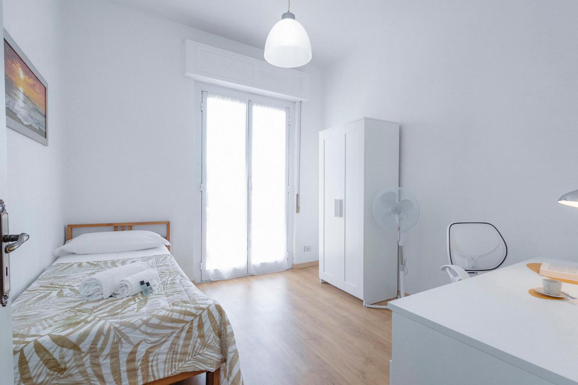 "L'Attico Bianco" City View 10 M A Piedi Dal Mare Savona Exteriör bild