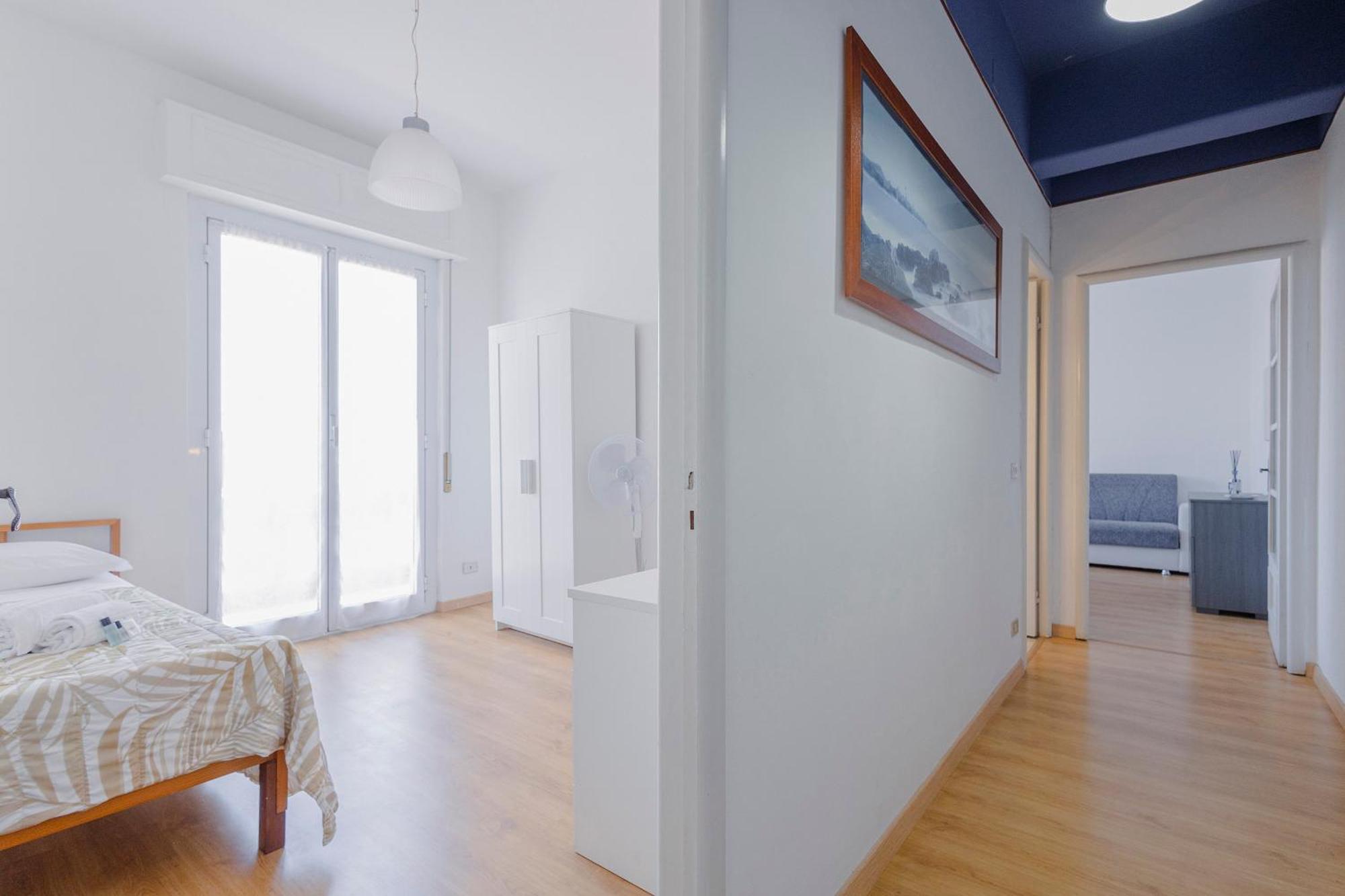 "L'Attico Bianco" City View 10 M A Piedi Dal Mare Savona Exteriör bild