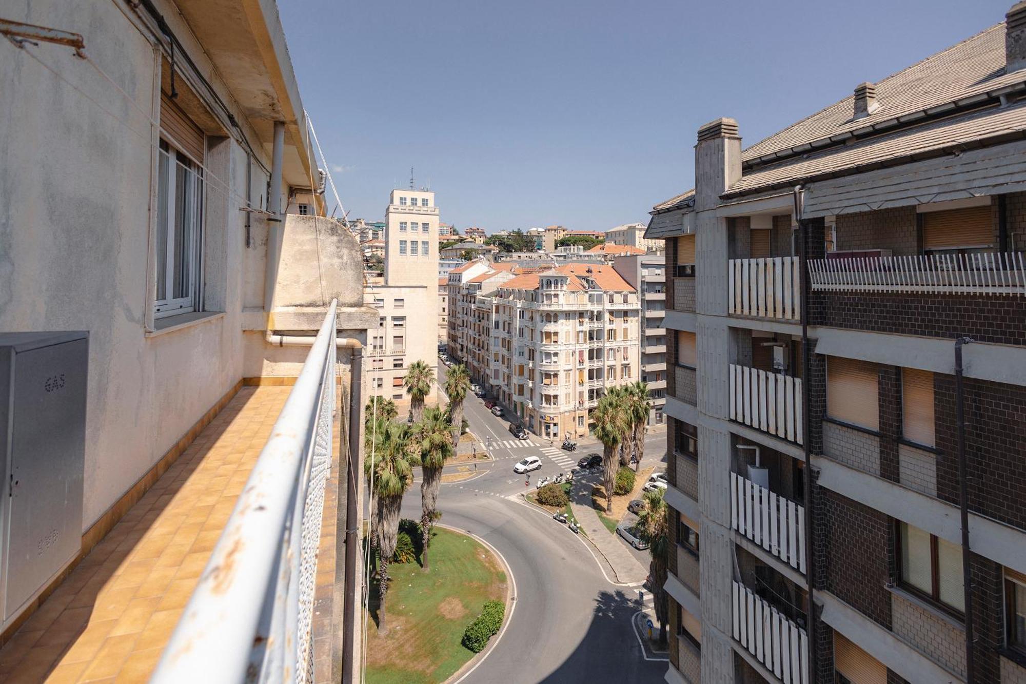 "L'Attico Bianco" City View 10 M A Piedi Dal Mare Savona Exteriör bild