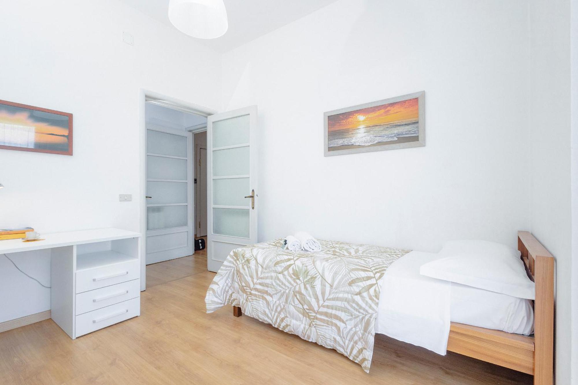 "L'Attico Bianco" City View 10 M A Piedi Dal Mare Savona Exteriör bild