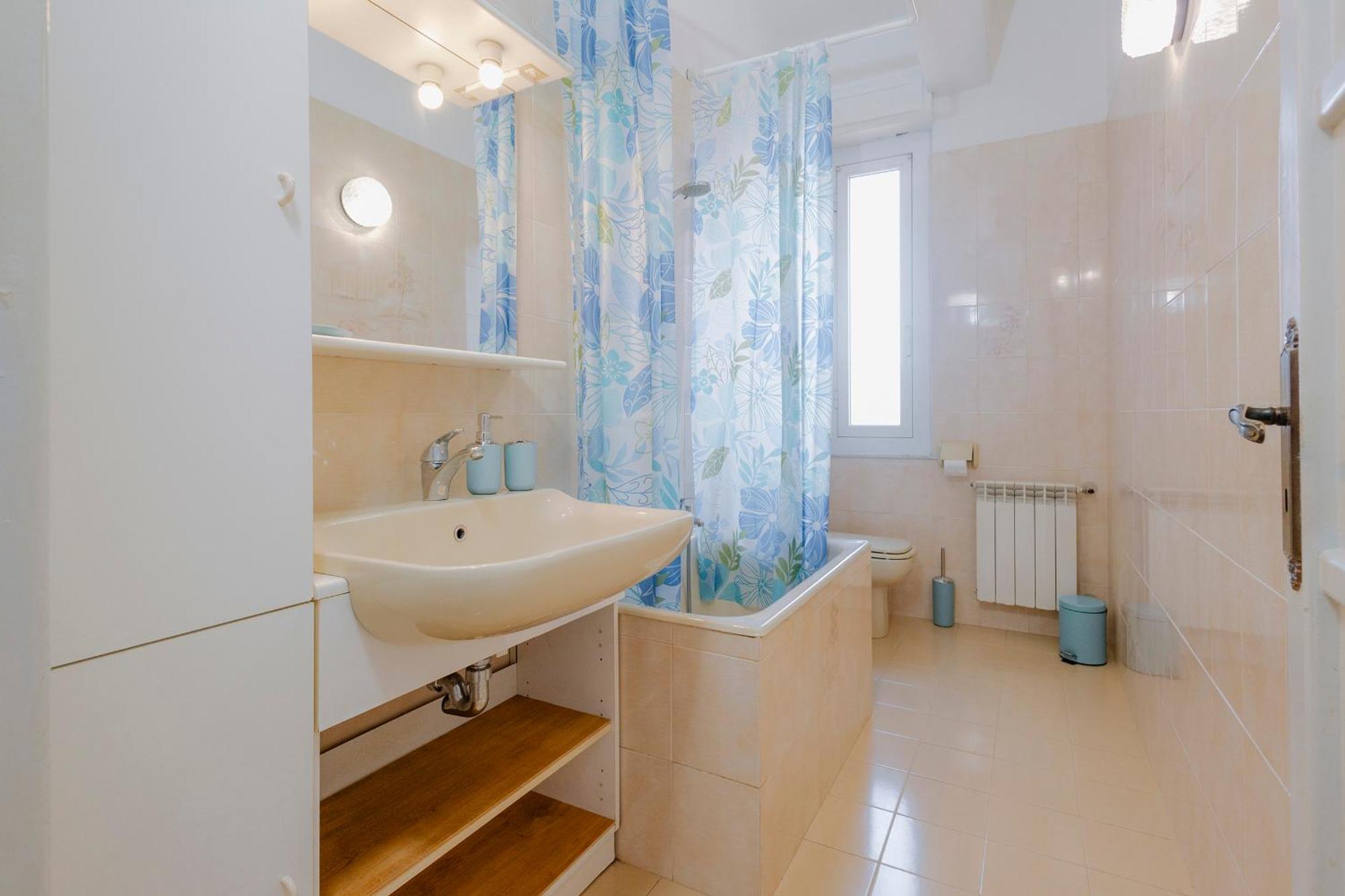 "L'Attico Bianco" City View 10 M A Piedi Dal Mare Savona Exteriör bild