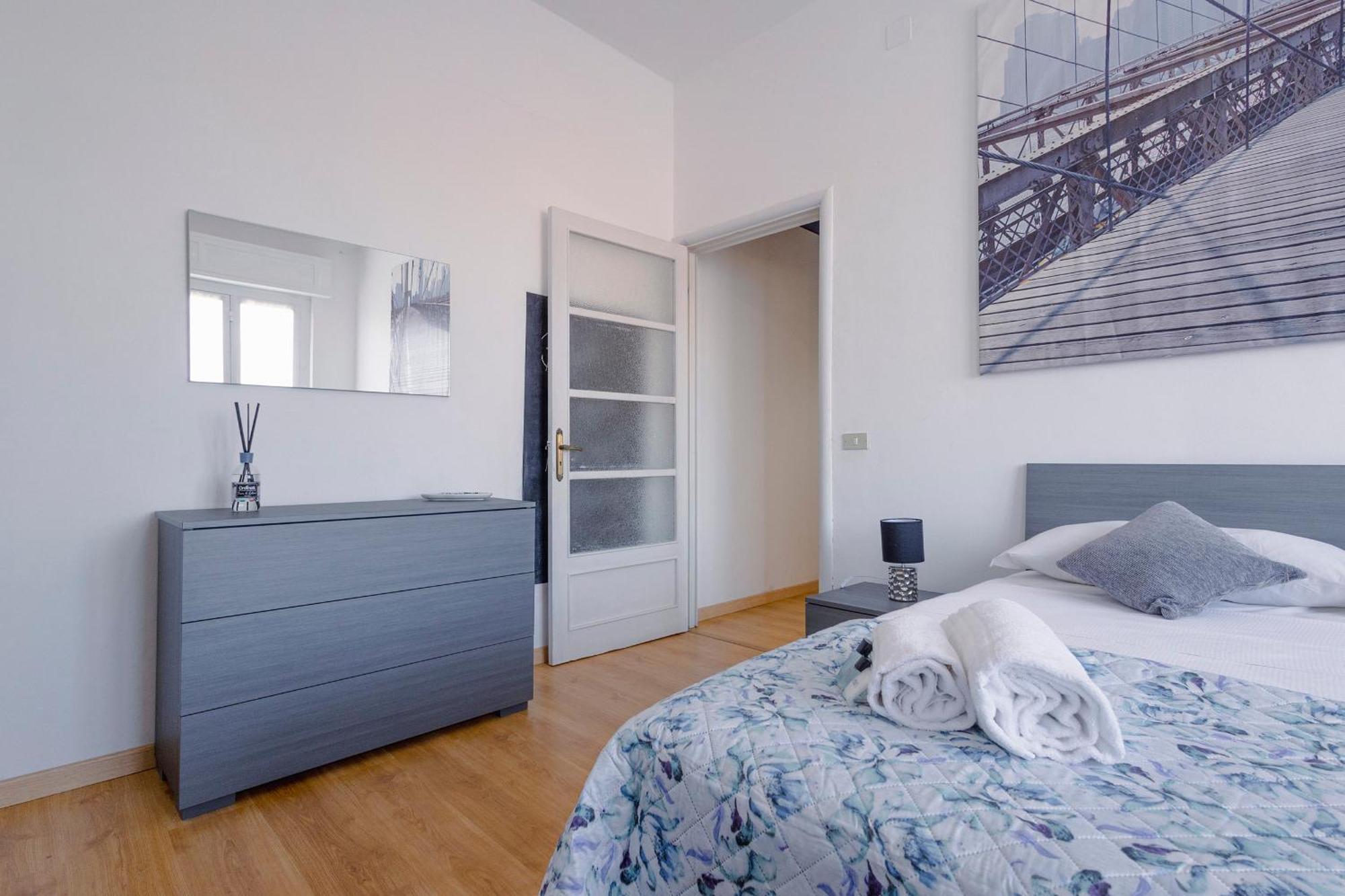 "L'Attico Bianco" City View 10 M A Piedi Dal Mare Savona Exteriör bild