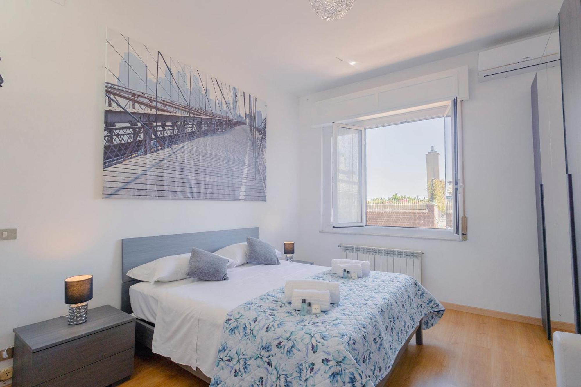 "L'Attico Bianco" City View 10 M A Piedi Dal Mare Savona Exteriör bild