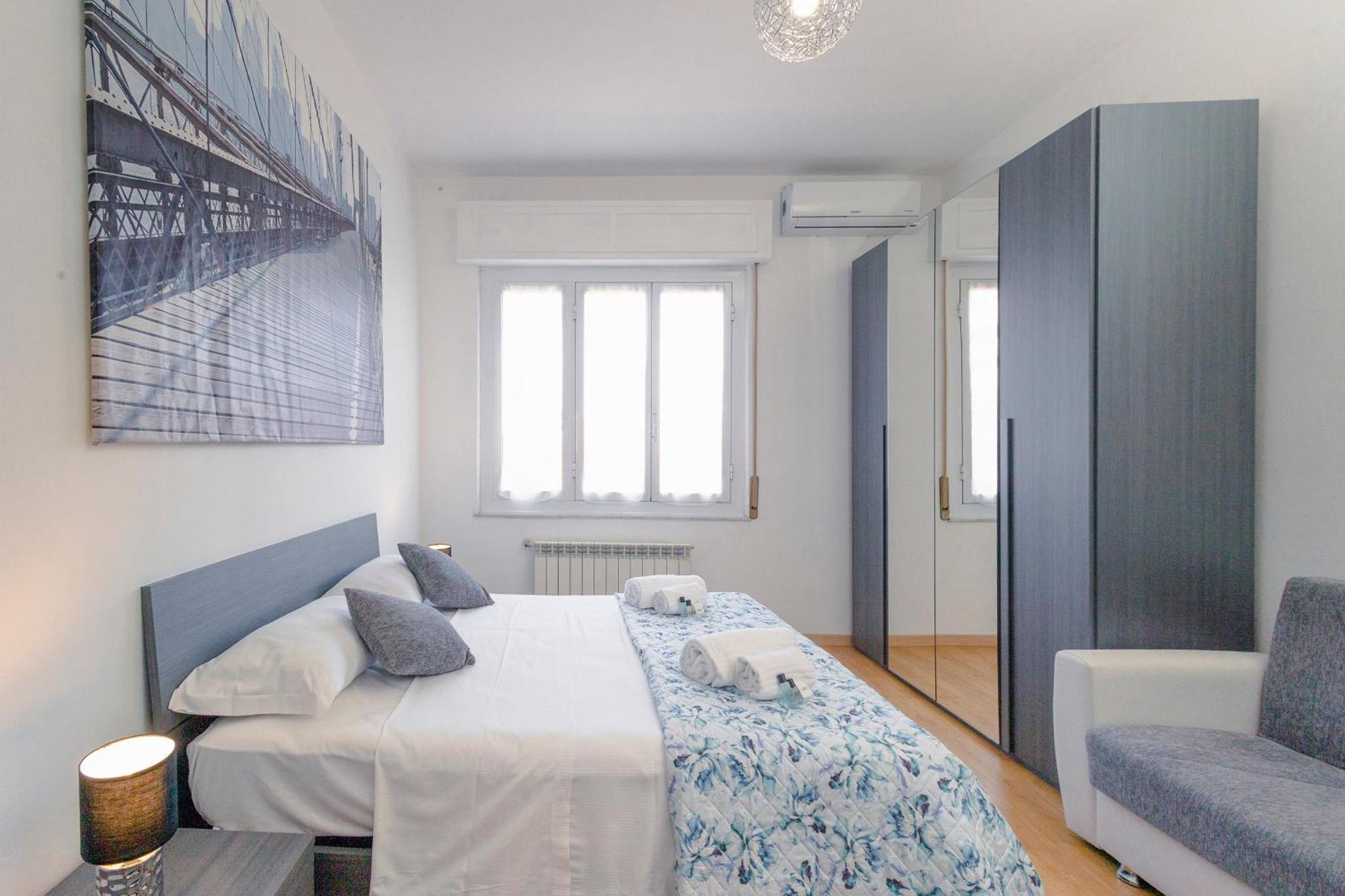 "L'Attico Bianco" City View 10 M A Piedi Dal Mare Savona Exteriör bild